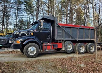 2004 Sterling LT9500 Dump Truck